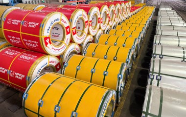 Tôn mạ nhôm kẽm cao cấp Việt Pháp GOLD – Bền màu vượt trội, bảo vệ mái nhà bạn qua mọi thời tiết