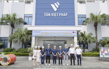 TÔN VIỆT PHÁP VINH DỰ ĐÓN TIẾP ĐOÀN CÁN BỘ CẤP CAO CỦA TẬP ĐOÀN LG ĐẾN THĂM VÀ LÀM VIỆC TẠI NHÀ MÁY